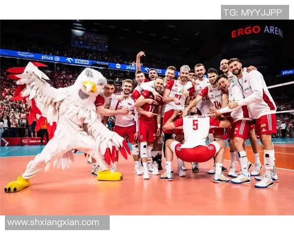 杭州足球队在总决赛积分榜上以67分稳居第一位置争冠形势一片大好